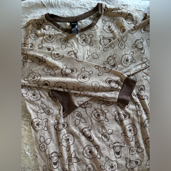 🍯Disney Costco Winnie the Pooh Womens Cozy Pajamas Set - Picture 2 of 6